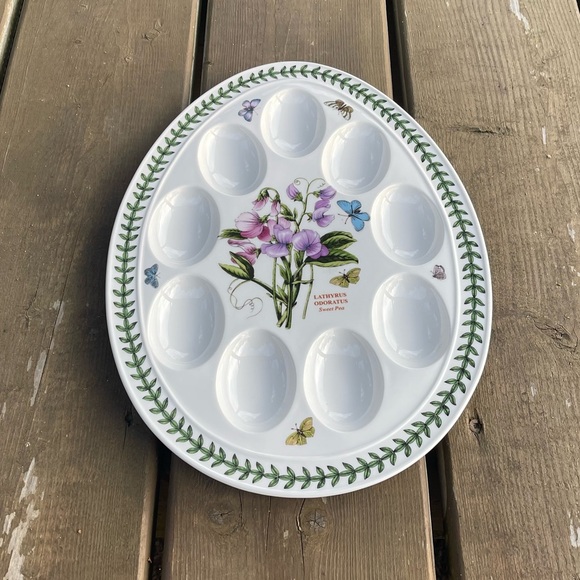 Portmeirion Botanic Garden 12 Inch Egg Shaped Devilled Egg Server Platter - Picture 2 of 12